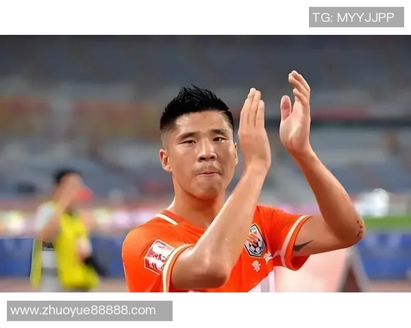 00-10年代足球明星回顾与分析：那些年我们追逐的绿茵传奇与辉煌瞬间